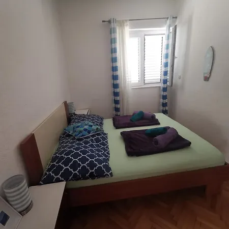 Eva Oliva Apartman *