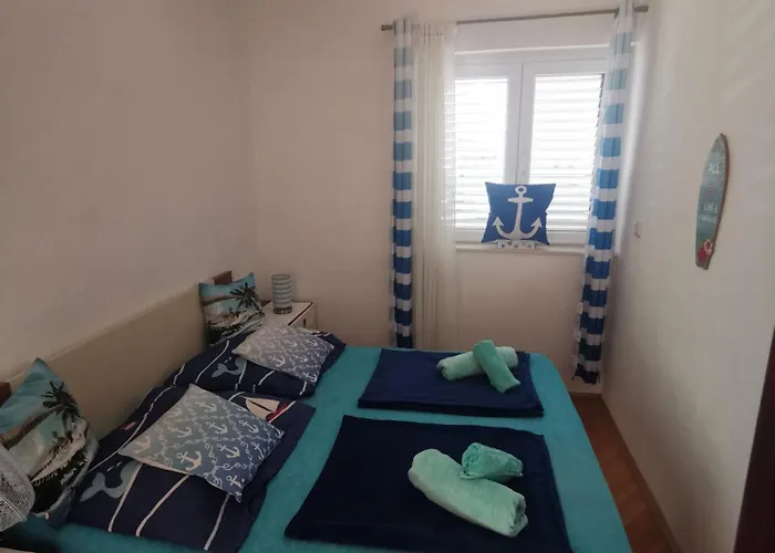 Eva Oliva * Makarska