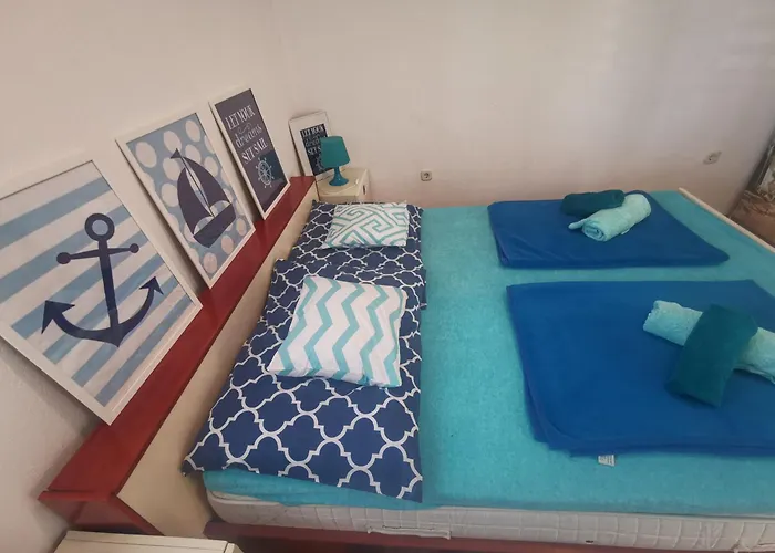 Eva Oliva מאקרסקה