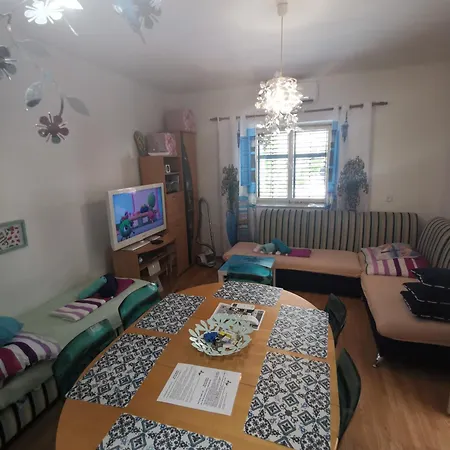 Apartamento Eva Oliva Makarska